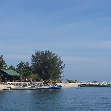 Ana Warung & Bungalows Gili Meno Esterno foto