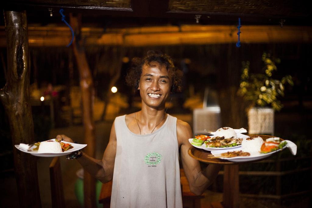 Ana Warung & Bungalows Gili Meno Esterno foto