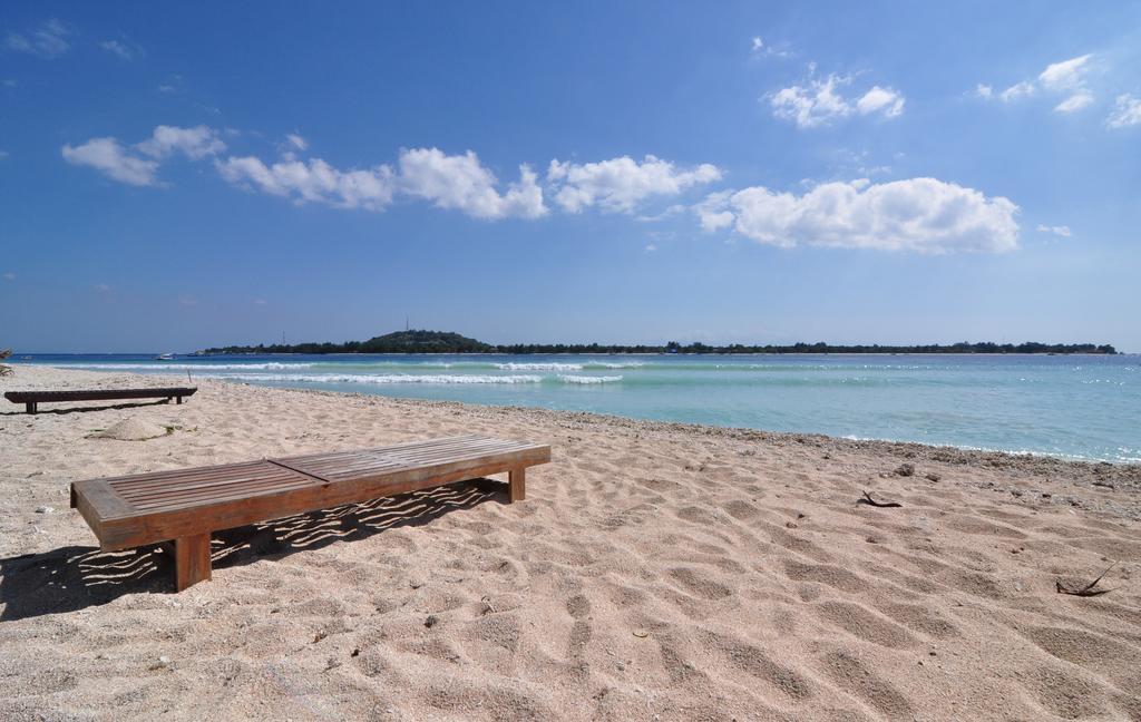 Ana Warung & Bungalows Gili Meno Esterno foto